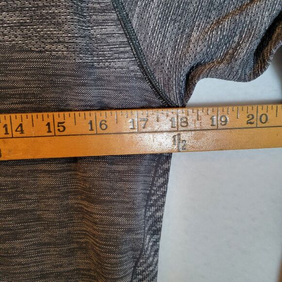 Lululemon Womens Rest Less Pullover Pocket Hoodie Size Medium Gray Striped Yoga - Picture 6 of 8